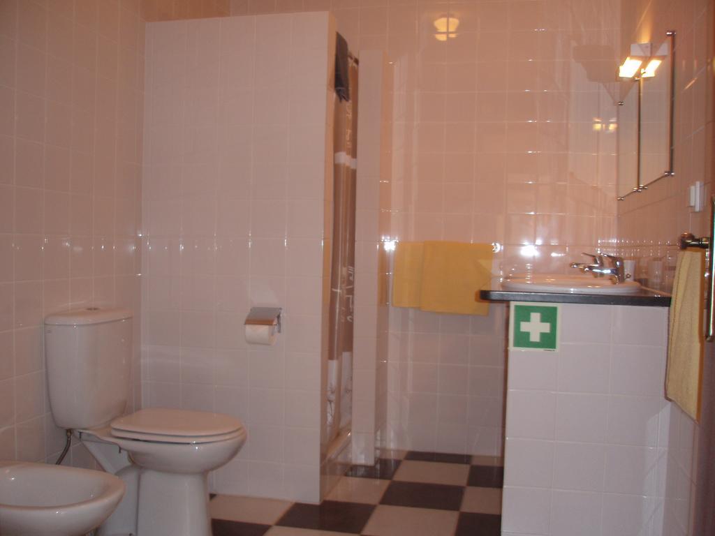 Filhas Do Mar Apartments Salema Zimmer foto