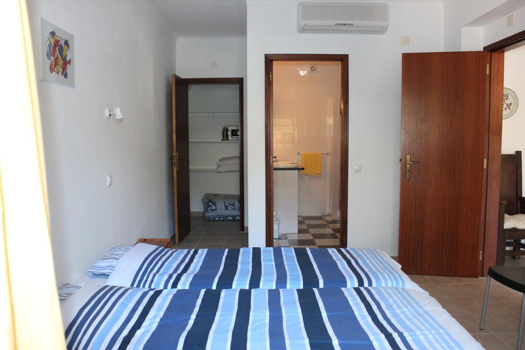 Filhas Do Mar Apartments Salema Zimmer foto